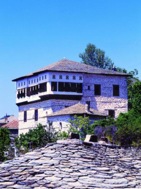 Santikos Mansion  Визица